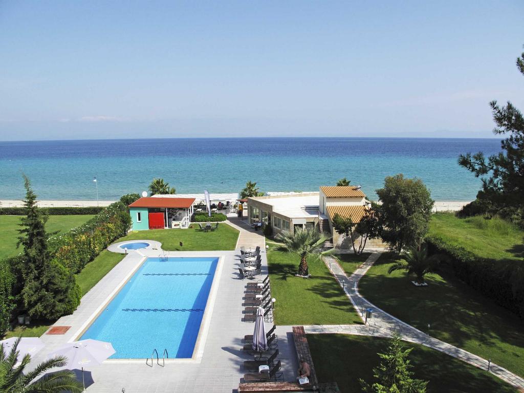 Hotel Azur Kriopigi Exterior photo