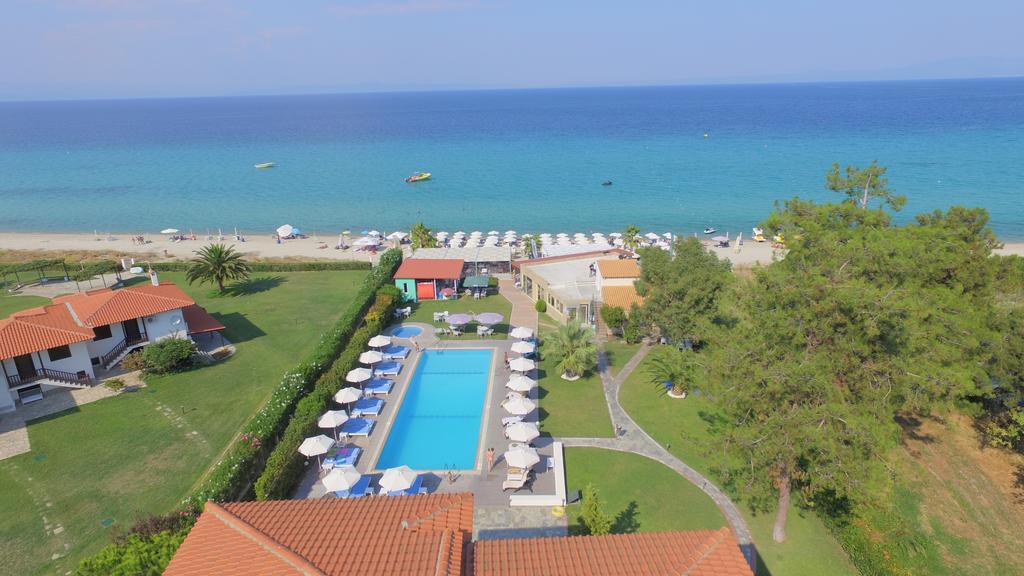 Hotel Azur Kriopigi Exterior photo
