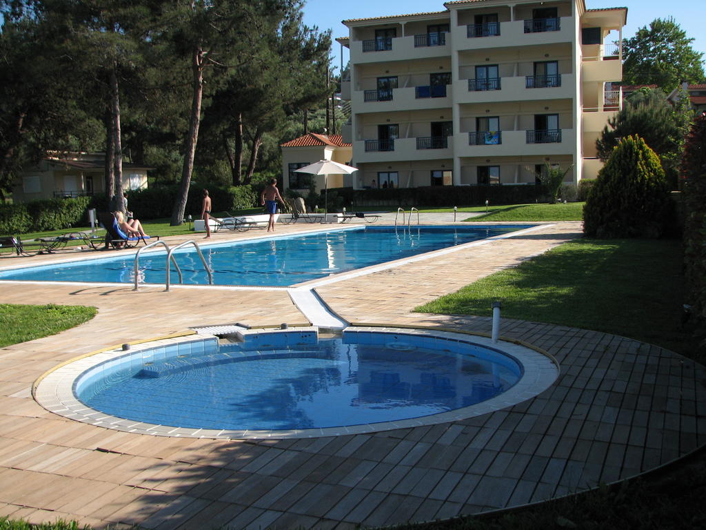 Hotel Azur Kriopigi Exterior photo